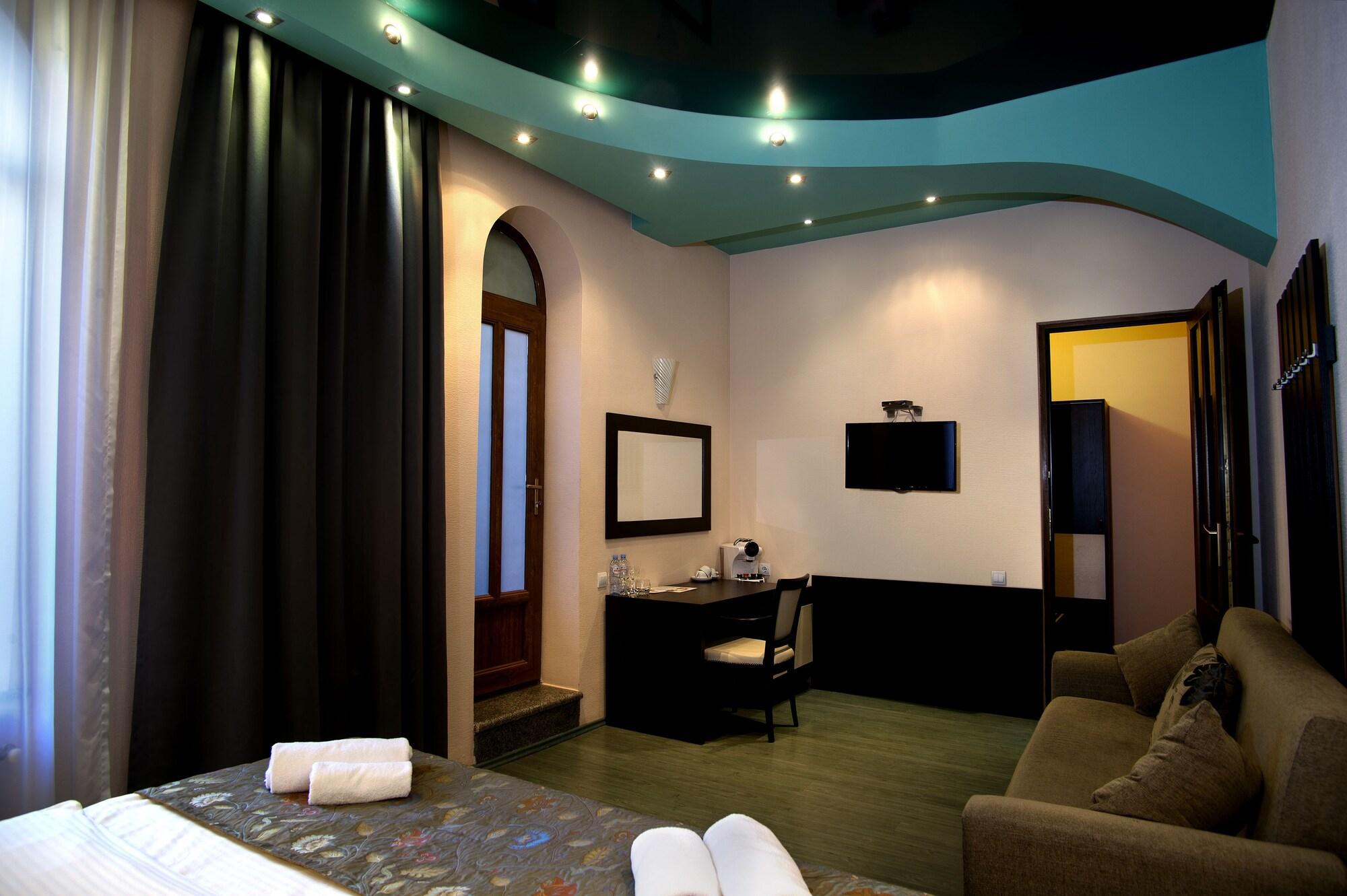 Coral Boutique Hotel Tbilisi Esterno foto