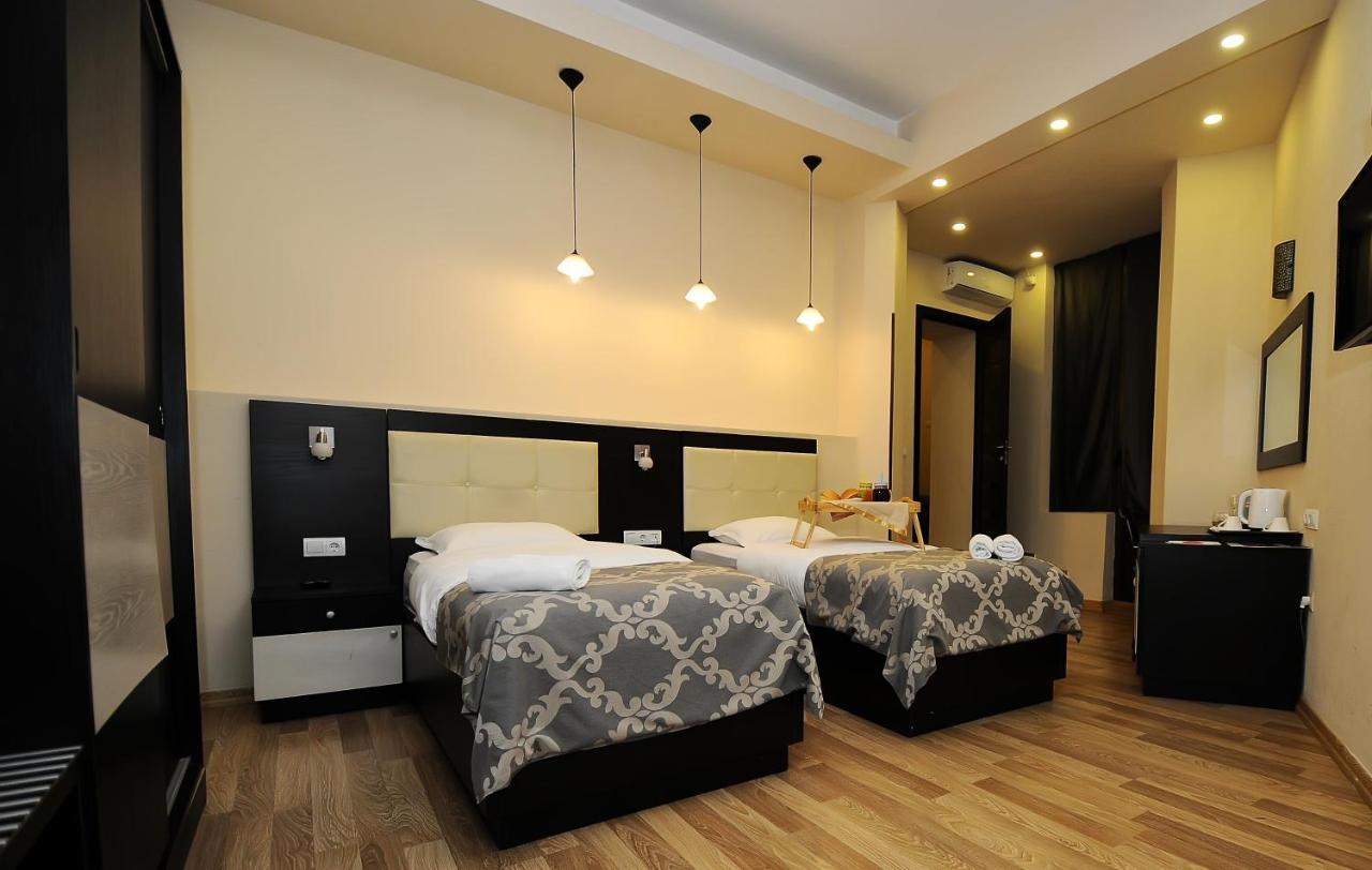 Coral Boutique Hotel Tbilisi Esterno foto