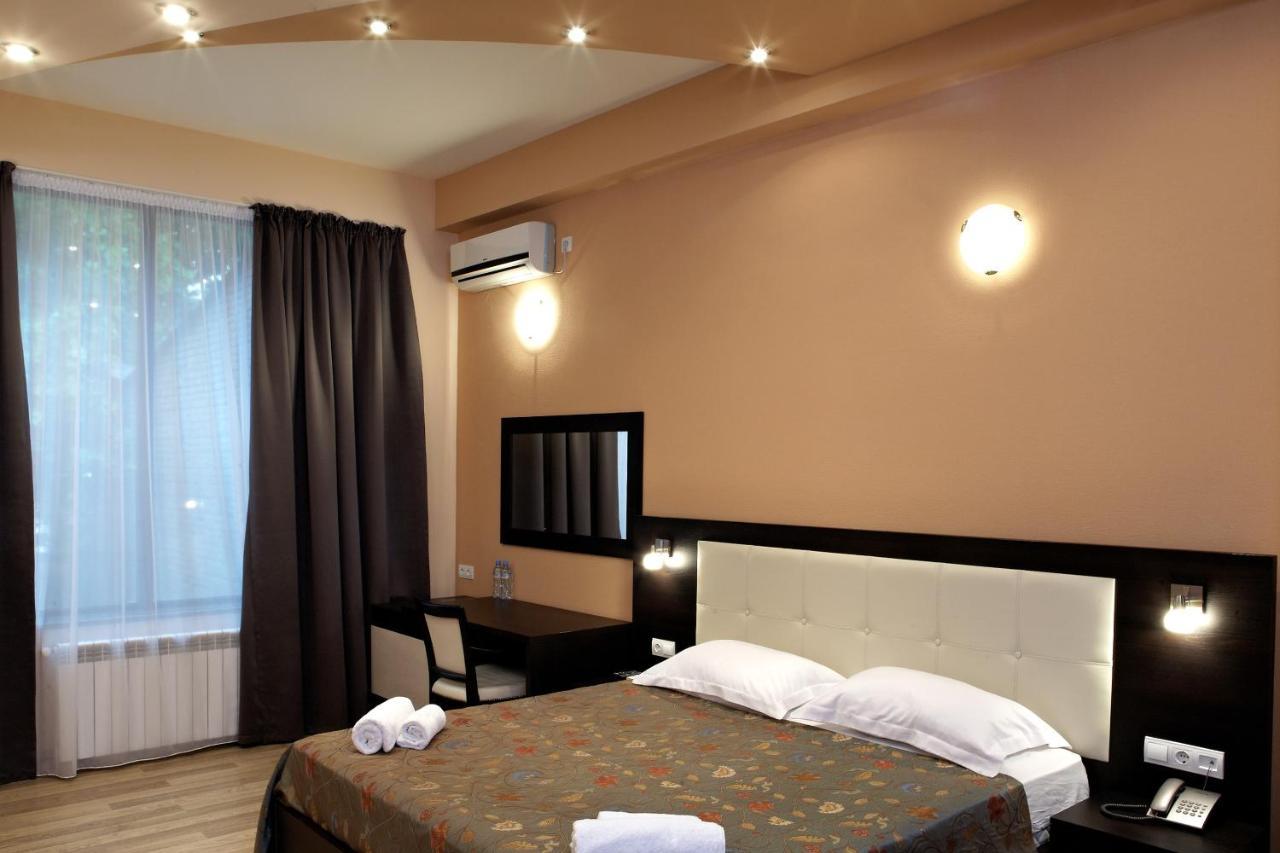Coral Boutique Hotel Tbilisi Esterno foto