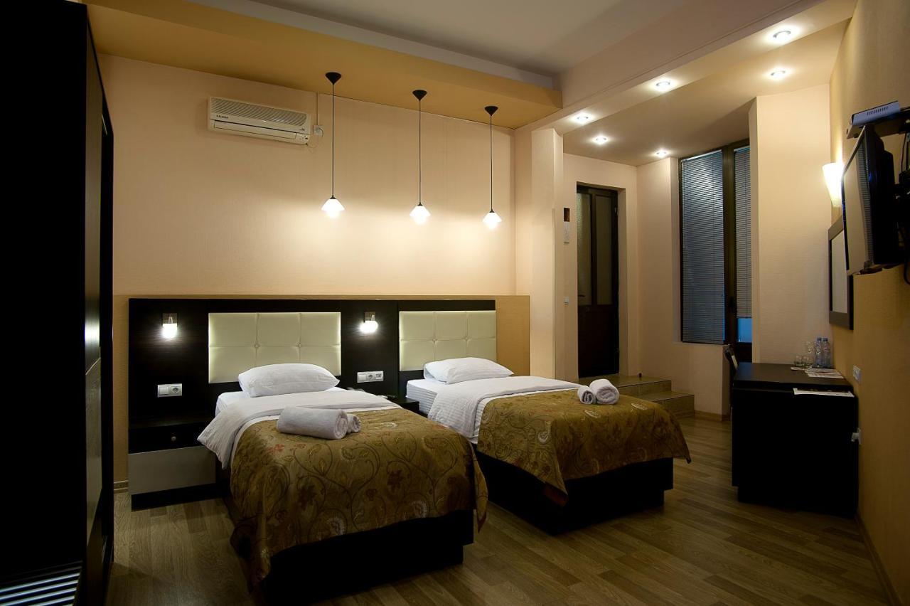 Coral Boutique Hotel Tbilisi Esterno foto