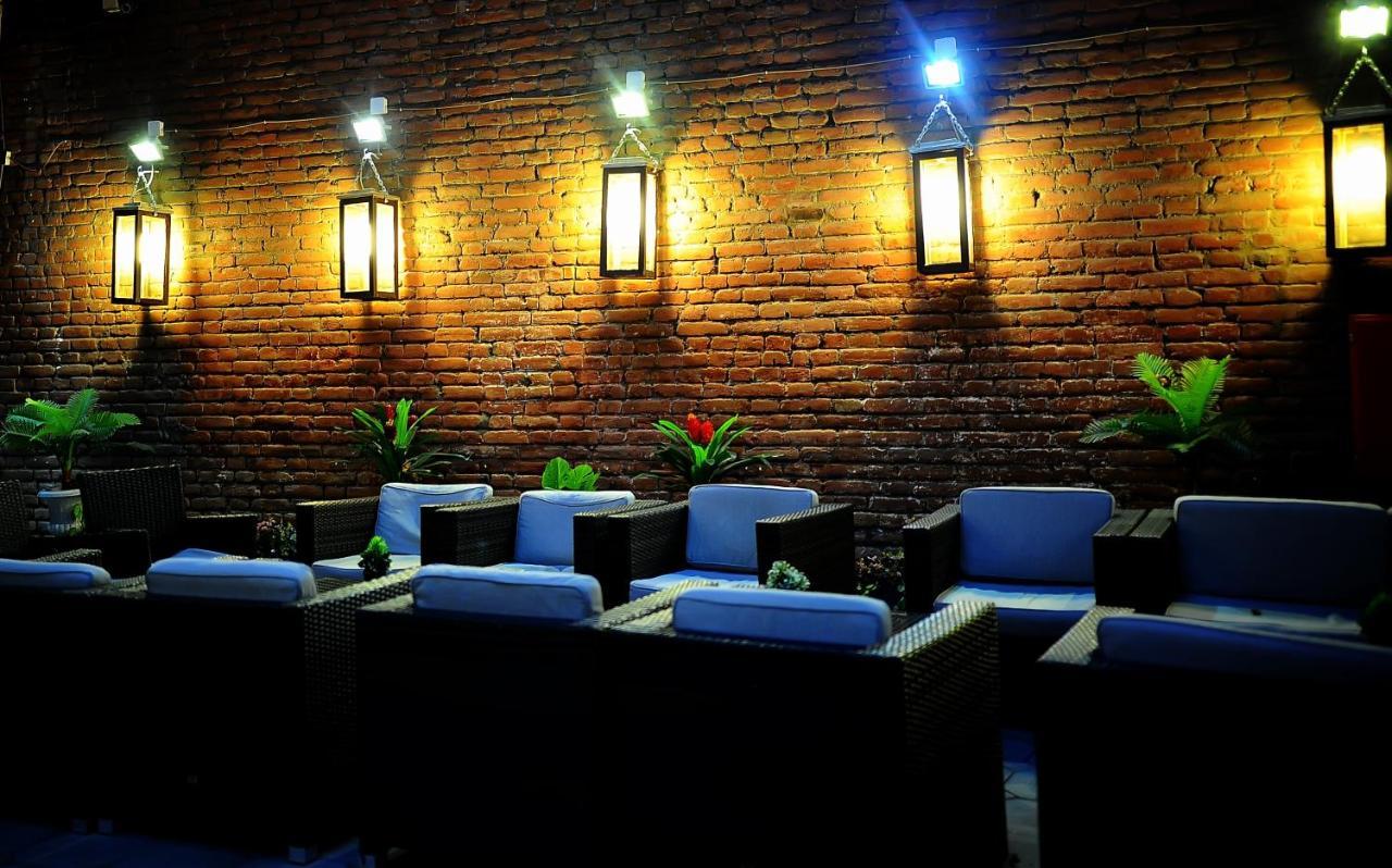 Coral Boutique Hotel Tbilisi Esterno foto